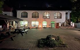 Restaurace A Penzion U Svate Barbory